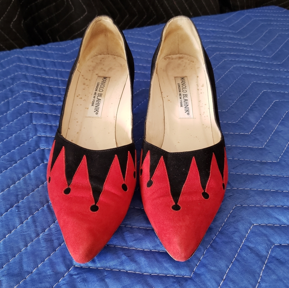 Manolo Blahnik pumps.